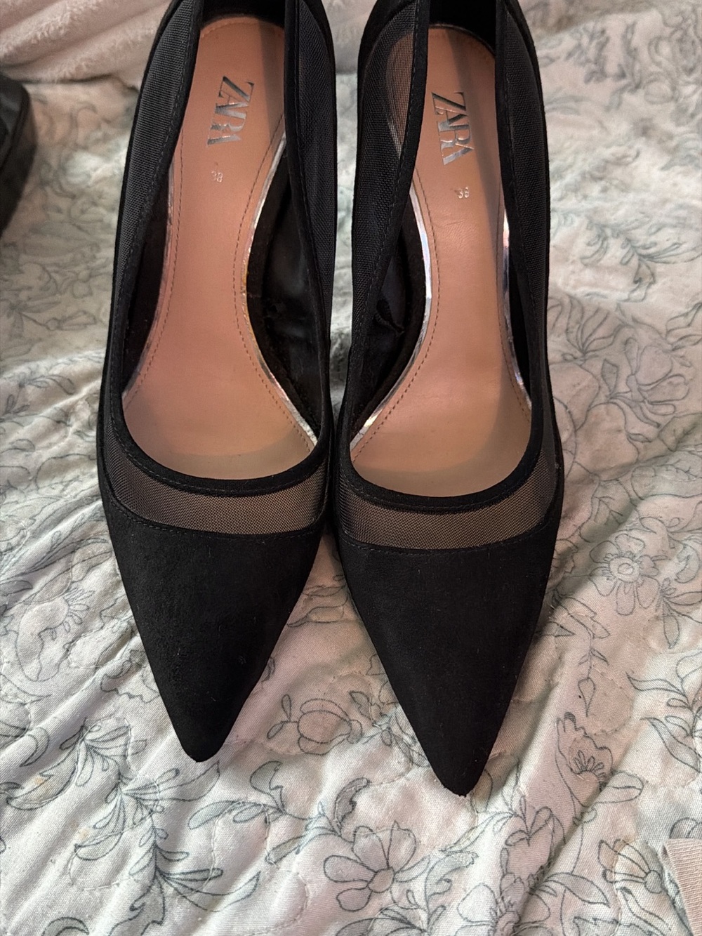 ZARA Black Pointed Mesh Pumps